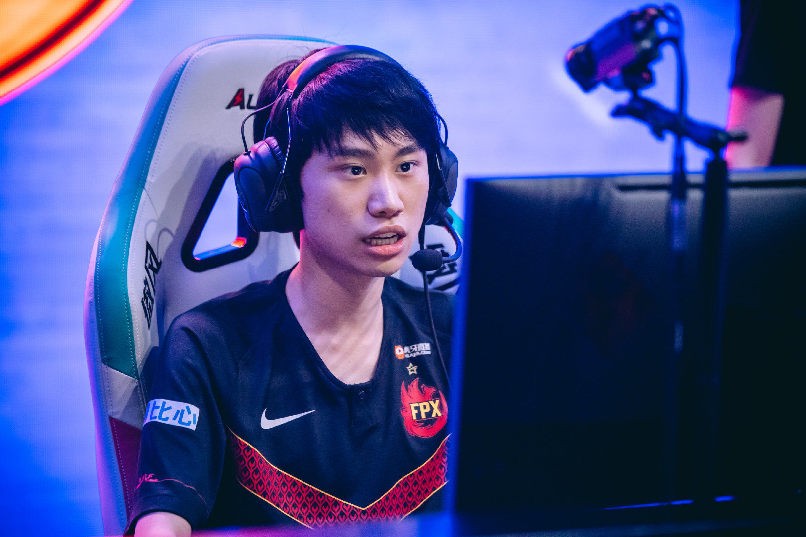 AYX登录入口 TheShy新星最后时刻胜出表现突出，FPX前途光明！